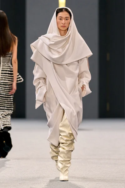 Look 42
